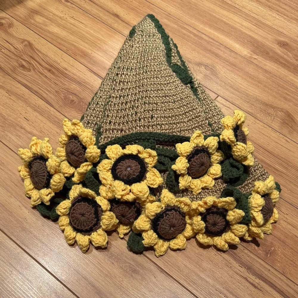 Handmade Cottagecore Sunflower Crochet Bouquet- Cottagecore/Grannycore 30”